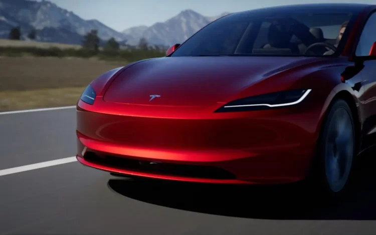 Tesla Is Ready To Enable Adaptive Headlights in the New Model 3